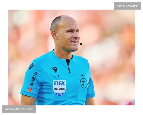 西甲联盟推动裁判改革,视频回顾项目逐步落地 西甲联盟推动裁判改革,视频回顾项目逐步落地